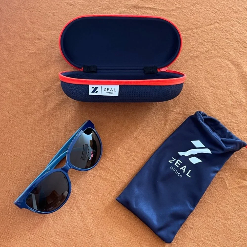 Zeal Sunglasses - Ande Cat-Eye Polarized VGUC